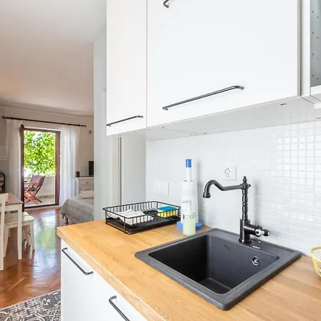 Apartament Vladan With Terrace Baška